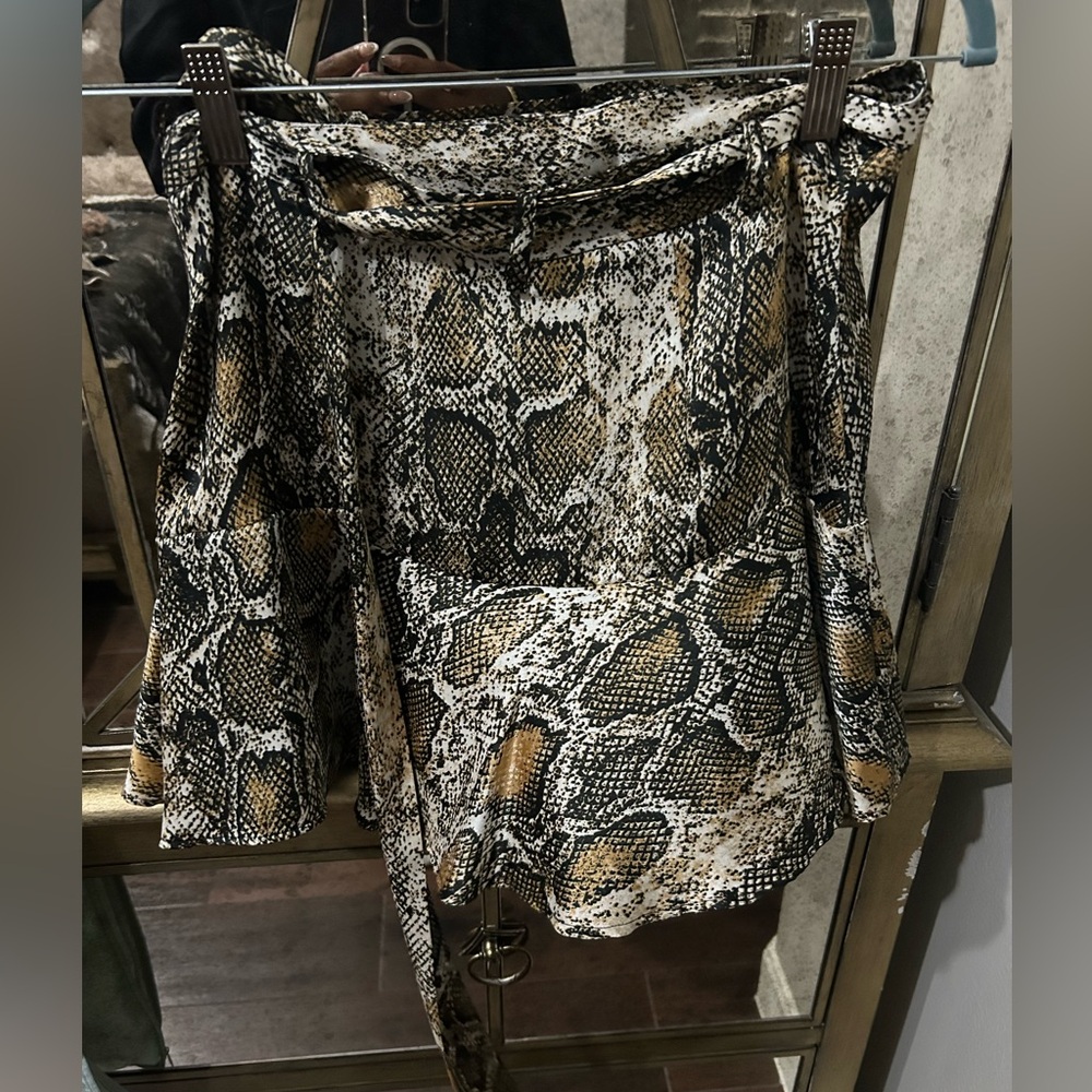 Zara leopard skort